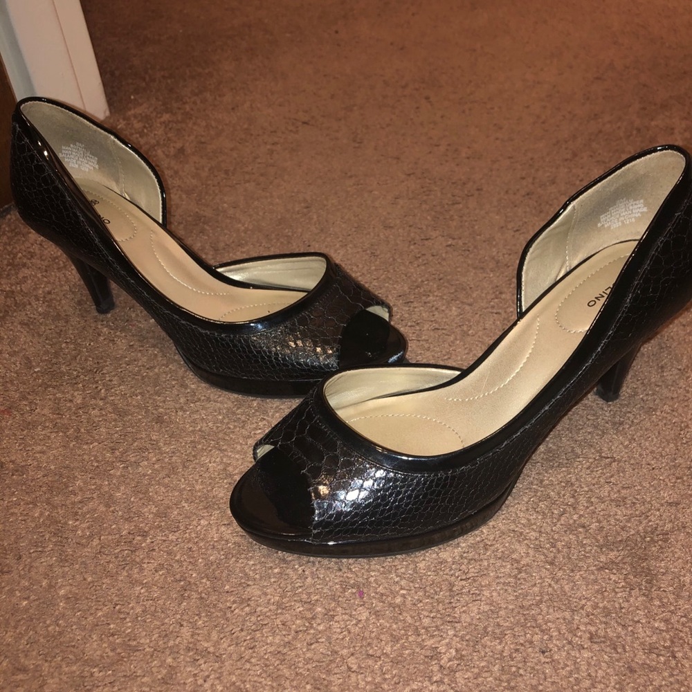 Women’s size 8 Bandolino Heels